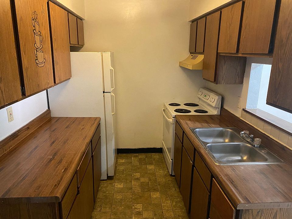 2nd image of 809 N Charles St APT 9