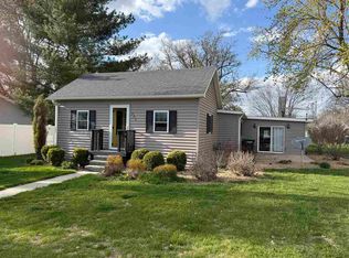 306 E Main St, Wayland, IA 52654