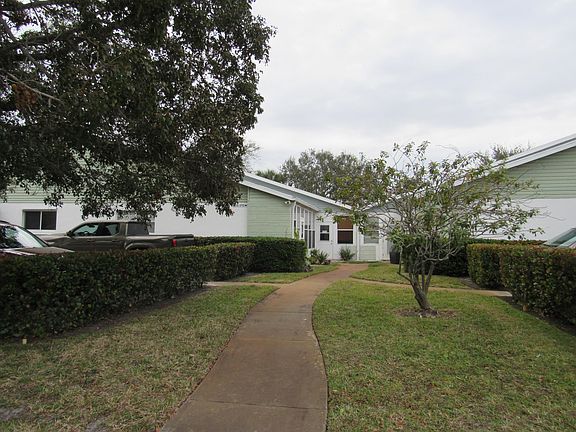 2nd image of 2110 SE Edler Dr