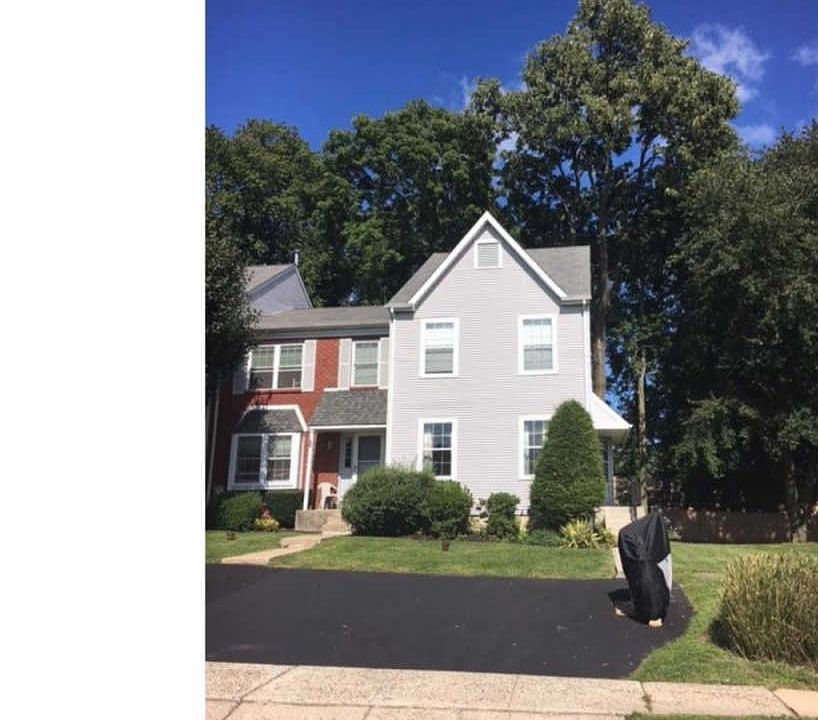 1st image of 632 Kenney Ln