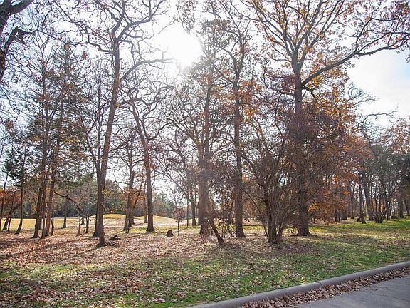 4th image of 183 Eagles Bluff Blvd