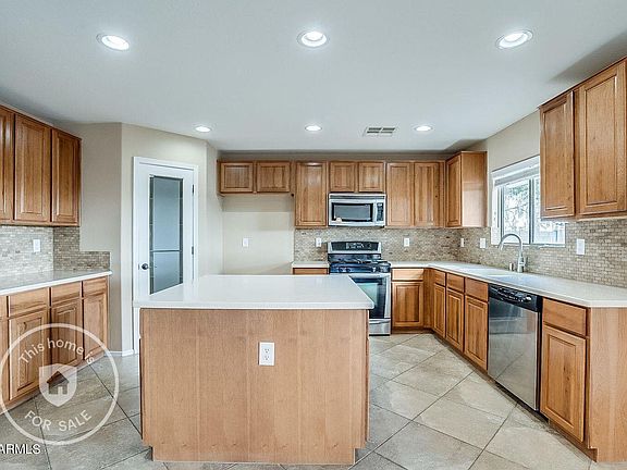 5th image of 951 E Penny Ln