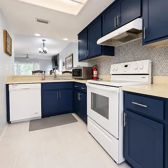 115 Lakeview Pl #115 — Photo 7