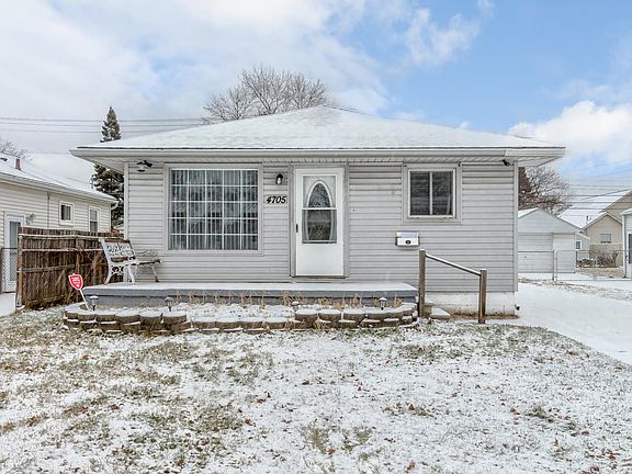 2nd image of 4705 Raymond Ave