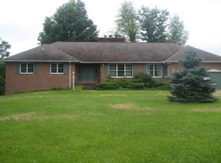 701 Nutters Fork Rd, Cairo, WV 26337