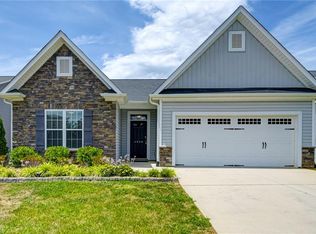 4936 Long Grove Dr, Kernersville, NC 27284