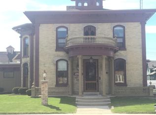 624 N 8th St STE 302, Manitowoc, WI 54220