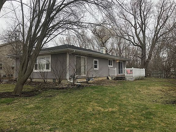 4th image of 38831 N Park Ave W