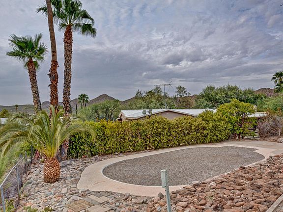 4th image of 266 S Alta Vista Dr