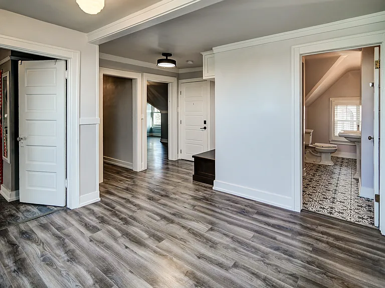 15 E Gilman St #7 — Photo 6