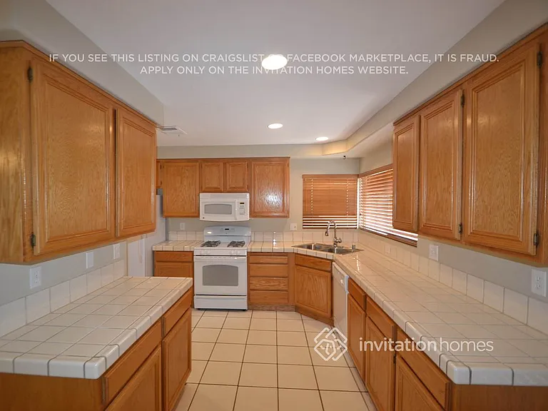 2733 Mistfull Ct — Photo 5