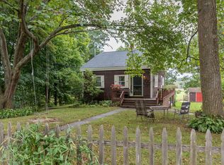 1018 Sawyer Rd, Cape Elizabeth, ME 04107