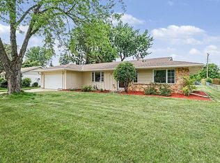 981 Oriole Dr, Apple Valley, MN 55124