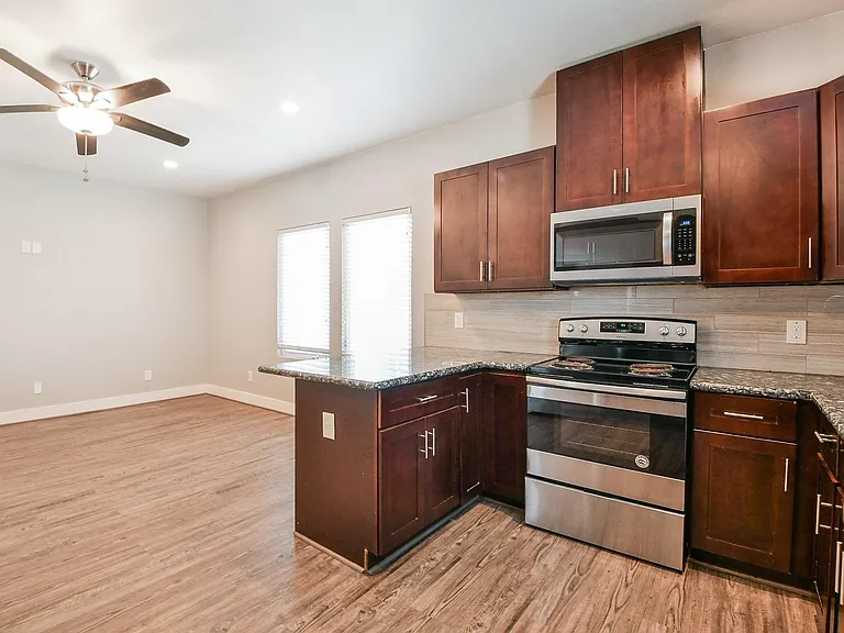 3249 Dixie Dr #B — Photo 6