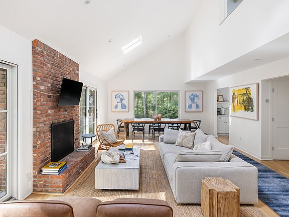 4th image of 4 Red Fox Ln