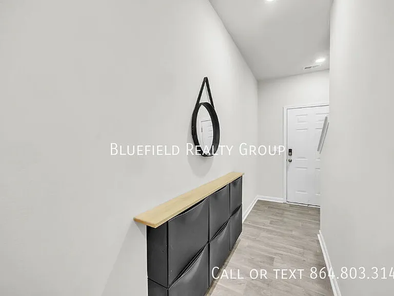 1329 Wunder Way — Photo 11