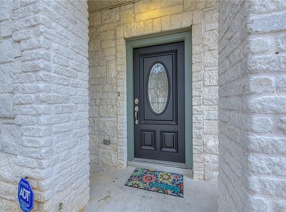 4th image of 8505 Kansas River Dr