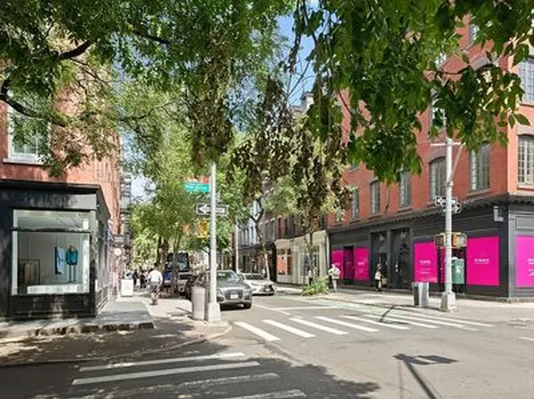 228 W 10th St APT 3B, New York, NY 10014