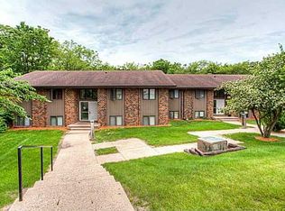 3002 SW 30th St #4, Des Moines, IA 50321