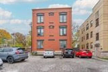 Building Photo - 2338 Kemper Ln #4