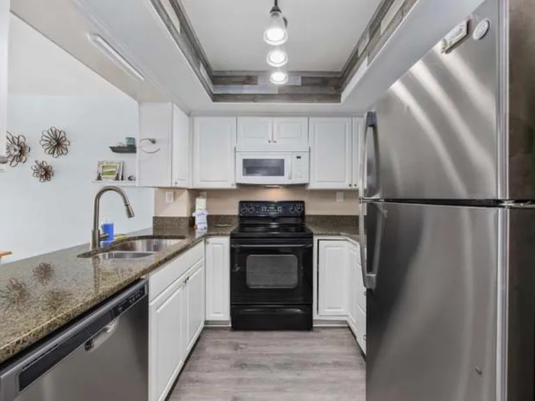 501 Maison Dr #F12 — Photo 4
