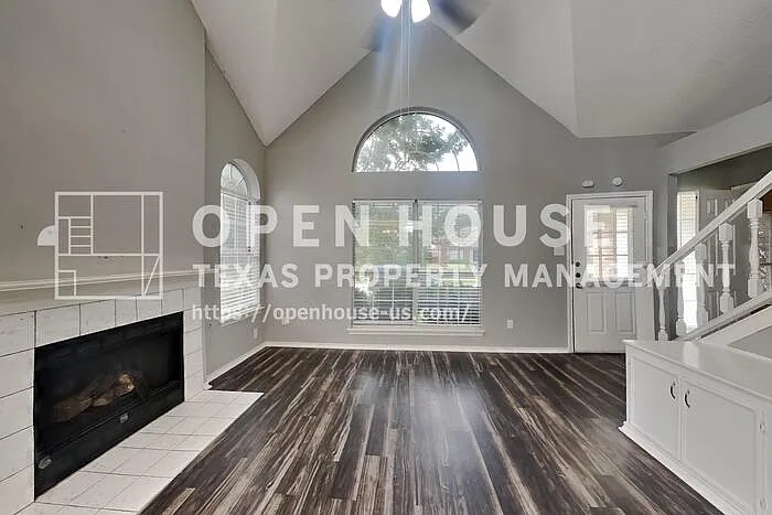 10016 Concord Dr — Photo 3