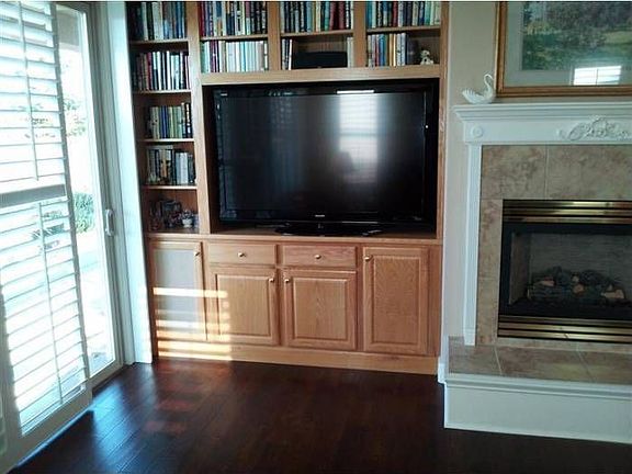 Built-Ins & Fireplace
