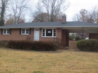 3625 Parnell Dr, Greensboro, NC, 27405