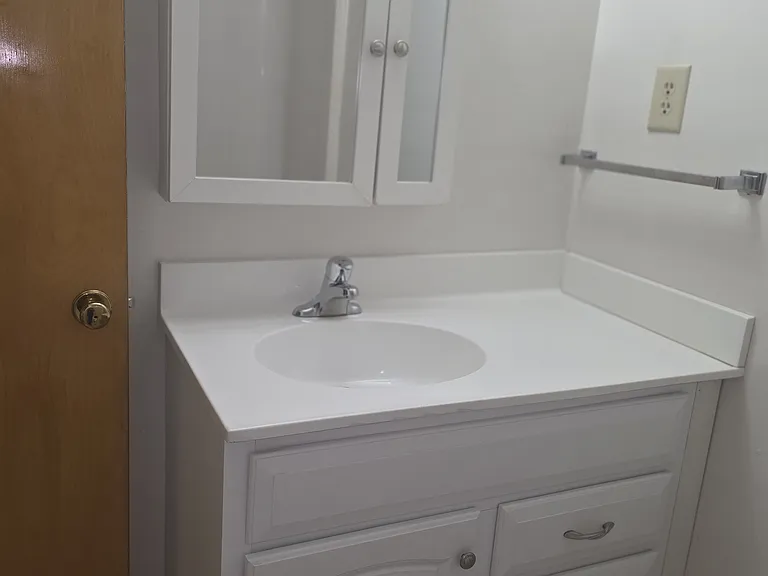 4622 Grandin Rd SW #102 — Photo 5