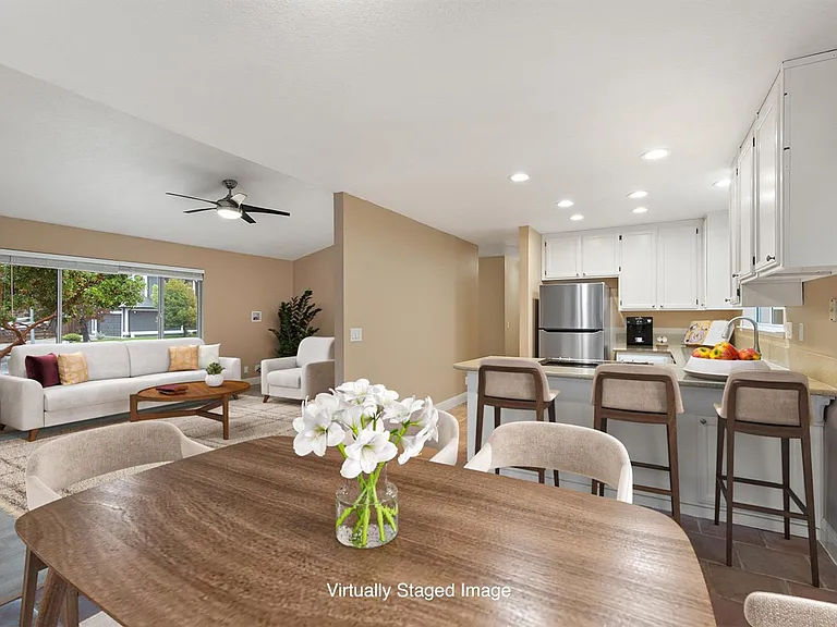144 Fulton Pl — Photo 6