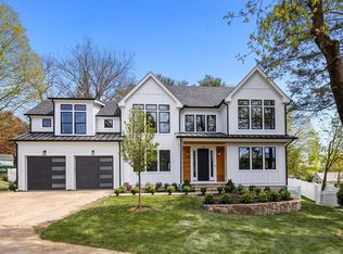 25 Ridgeway Ave, Needham, MA 02492