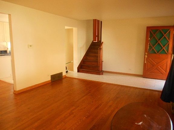 4th image of 10200 S Kildare Ave
