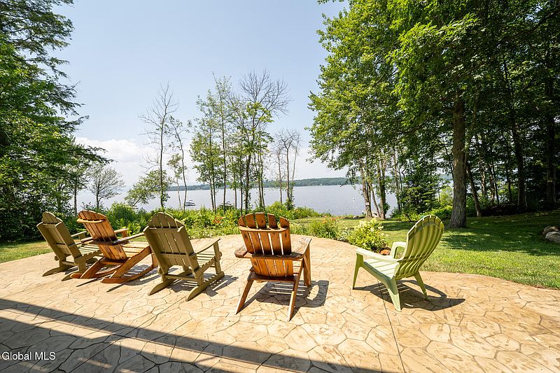5th image of 2 Edgewater Terrace