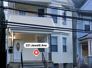 221 Jewett Ave Floor 2, Jersey City, NJ 07304