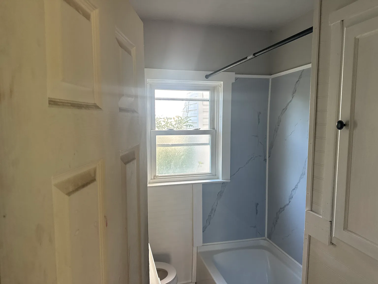3 bed, 1106 sqft, $1,350 — Photo 2