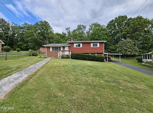 349 Belmont Dr, Bristol, TN 37620