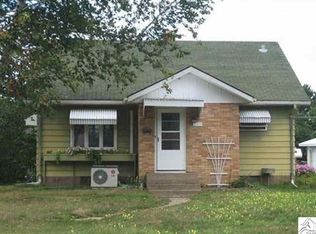 1005 E Madison St, Ely, MN 55731