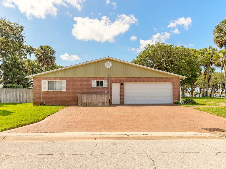 2679 John Anderson Dr — Photo 21