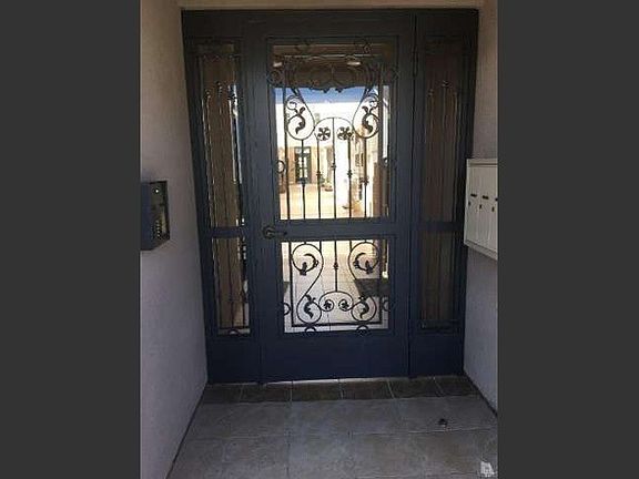 3rd image of 5625 Farmdale Ave #8