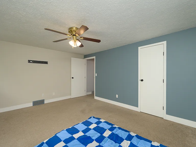 5215 Cline Rd #C — Photo 12
