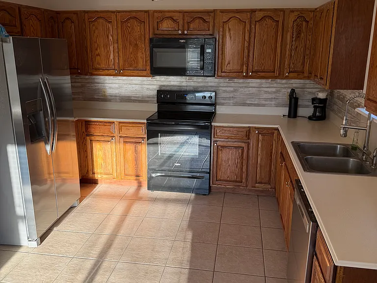 108 Blueberry St — Photo 3