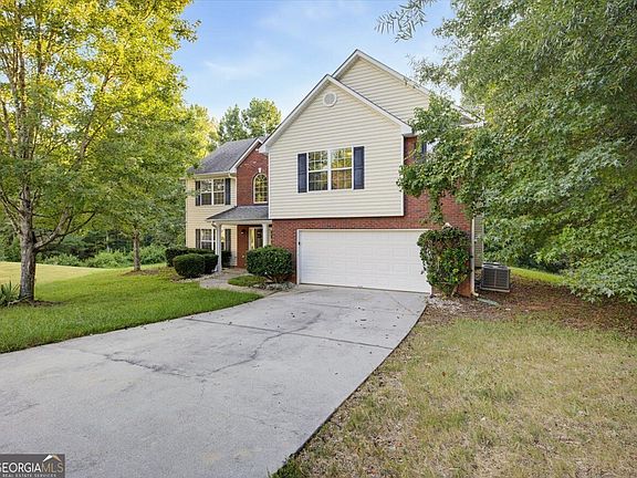 2nd image of 834 Thompson Ridge Dr