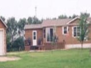 1723 42nd St NW, Watertown, SD 57201