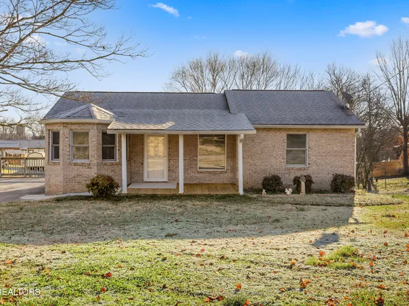 425 Holbrook Ave, Lenoir City, TN 37771