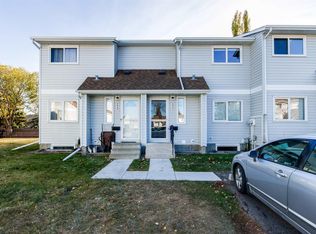 2935 109th St NW, Edmonton, AB T6J4N6