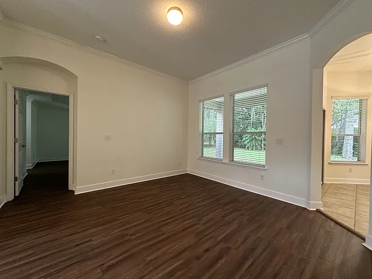 5204 Comfort Ct — Photo 18