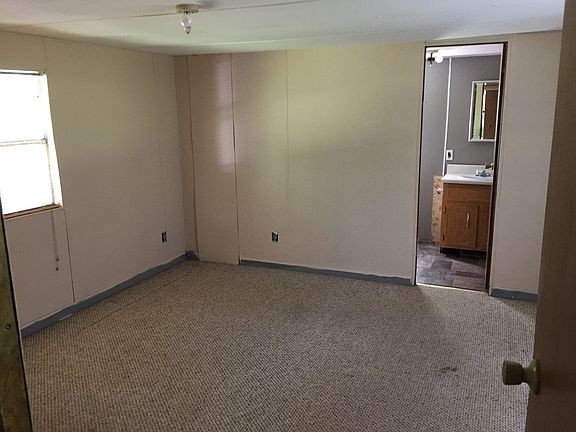 5th image of 610 Norris Dr