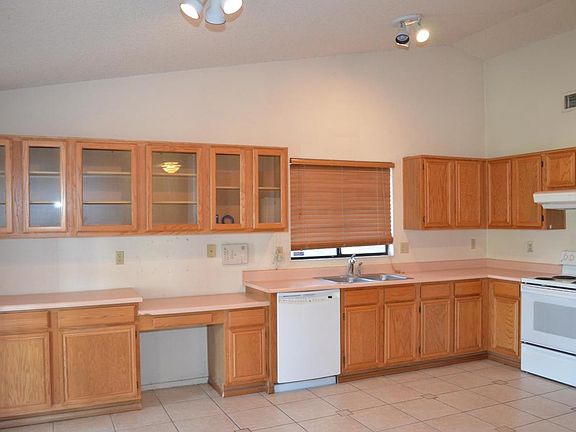 5th image of 7761 W Palmaire Ave