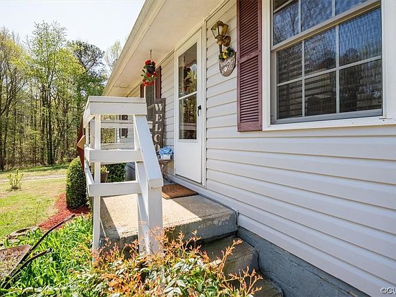 4th image of 15104 Campbells Mill Dr