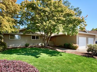 2812 NE Redwood Dr, McMinnville, OR 97128